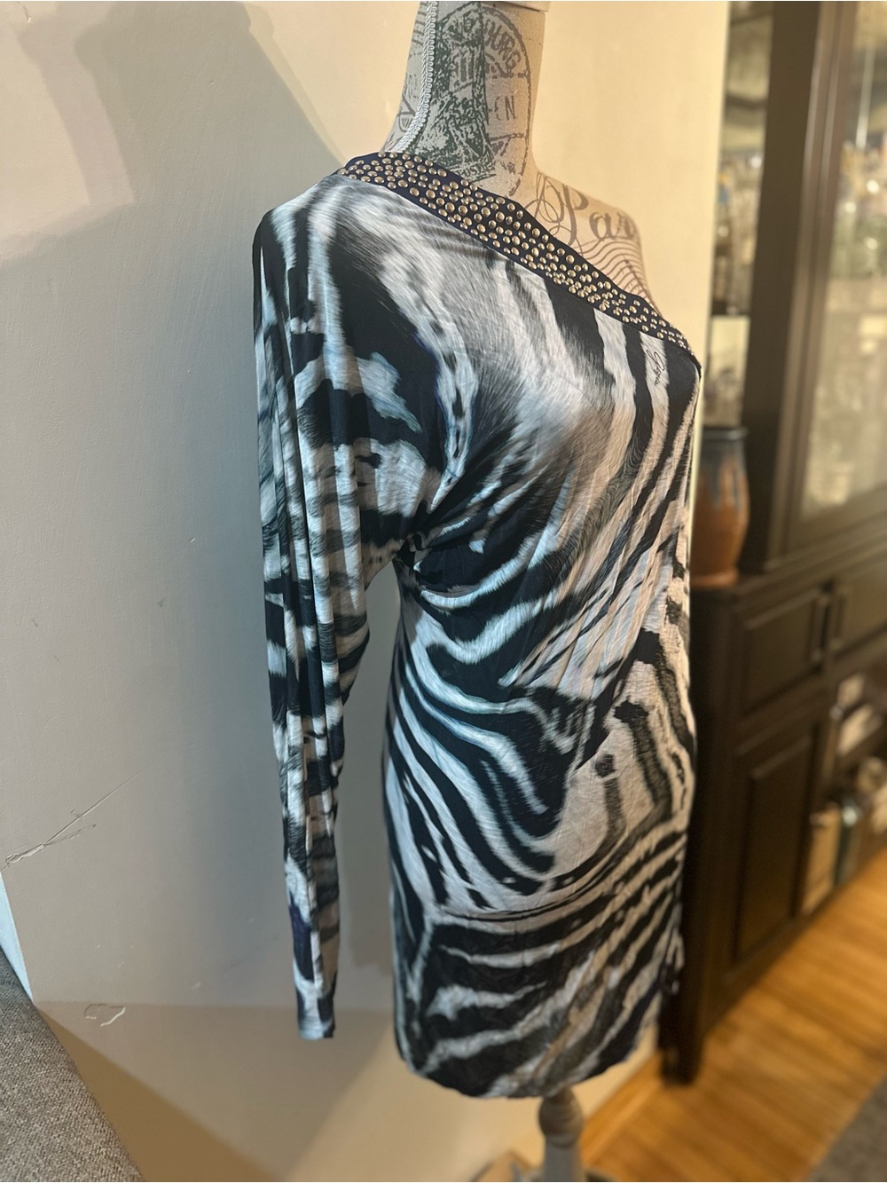 Asymmetric One-Shoulder Zebra Print Dress - Navy Blue & White